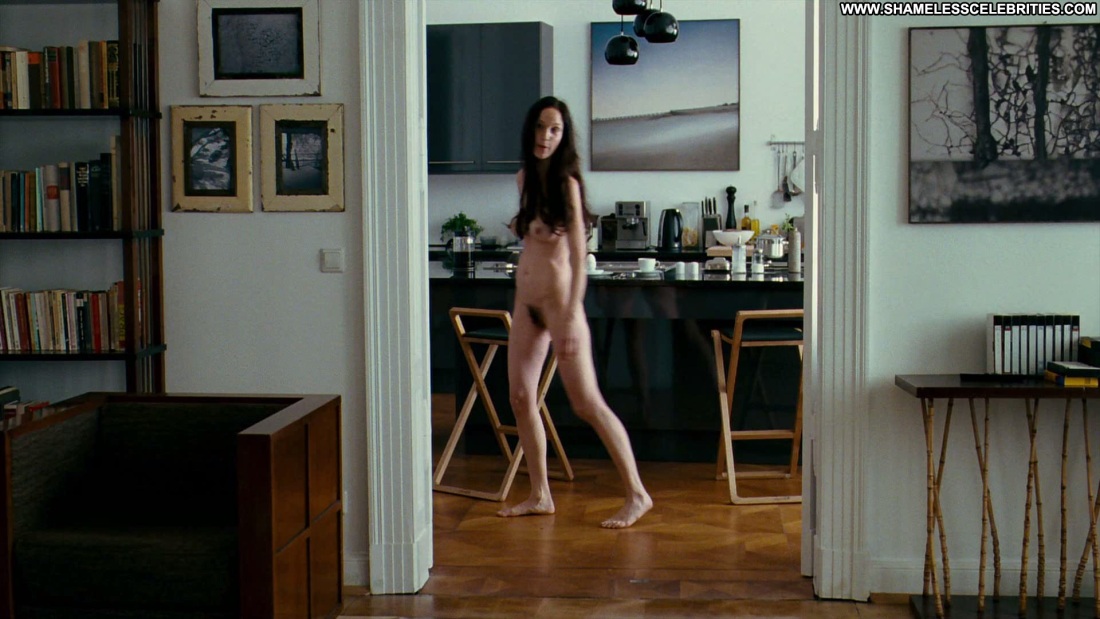 Каролина Херфурт голая