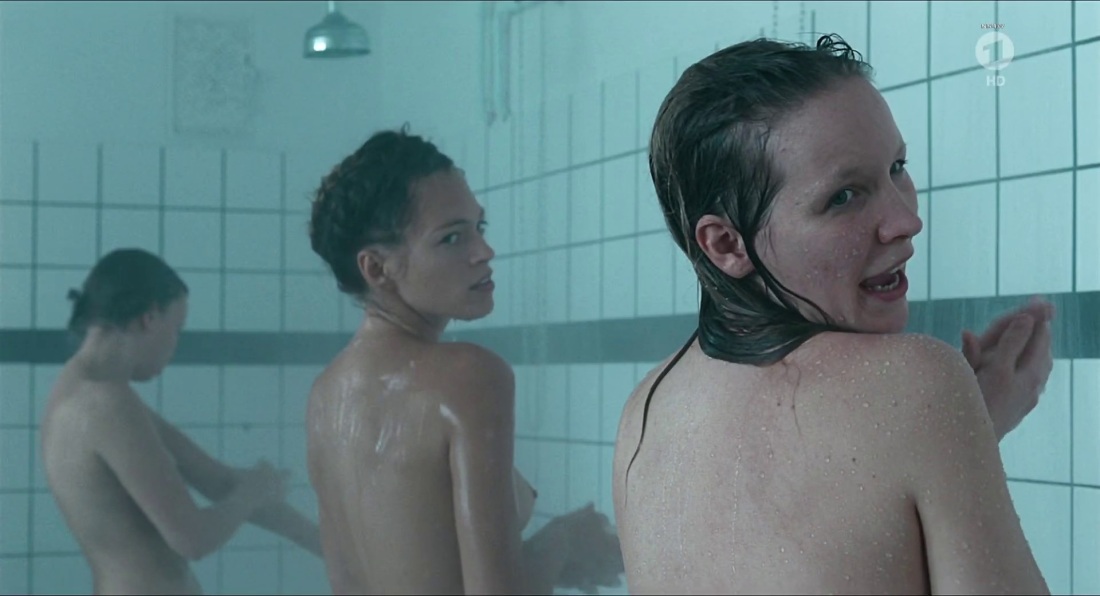 Каролина Херфурт грудь