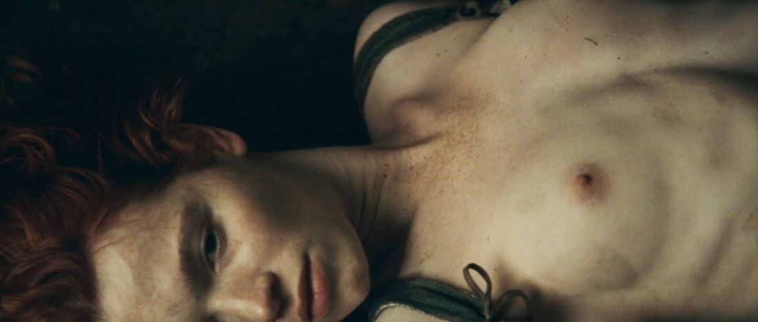 Каролина Херфурт сиськи