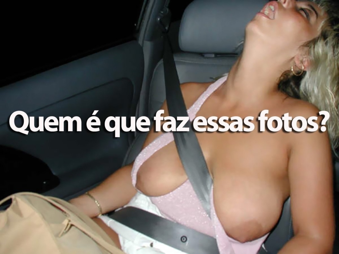 Вывалились сиськи в машине