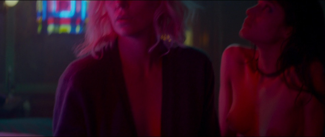 София Бутелла feet