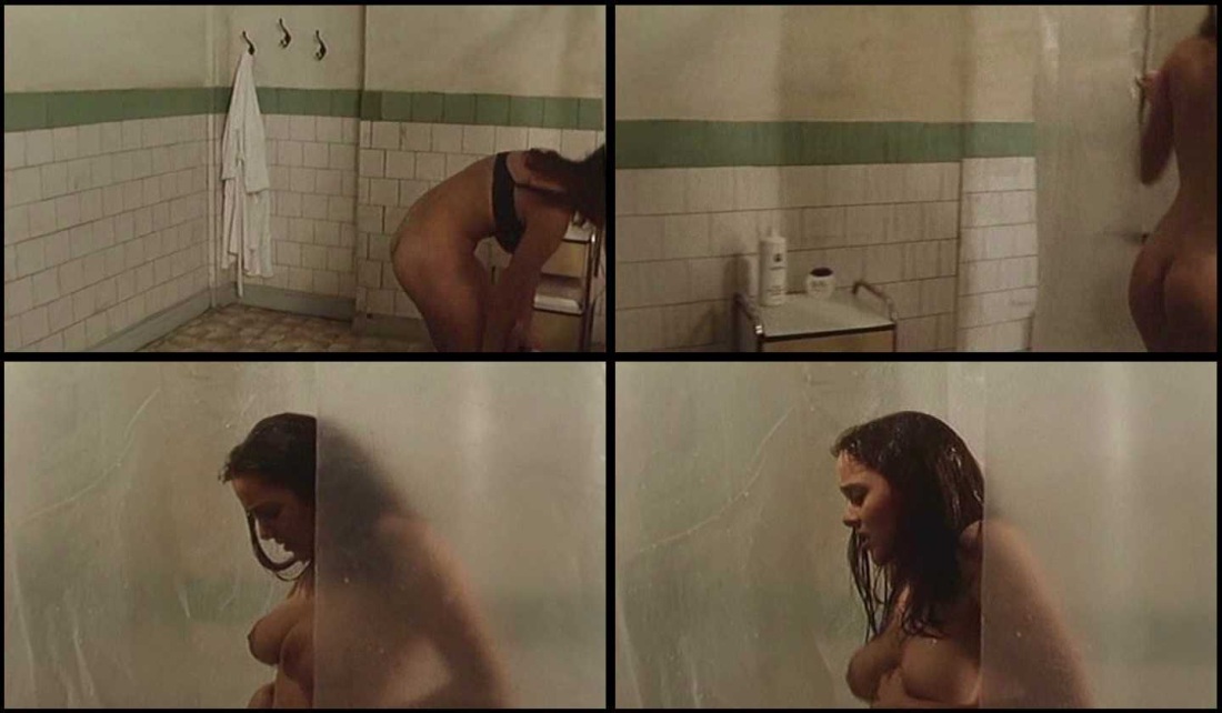 Марион Котийяр голая в фильме