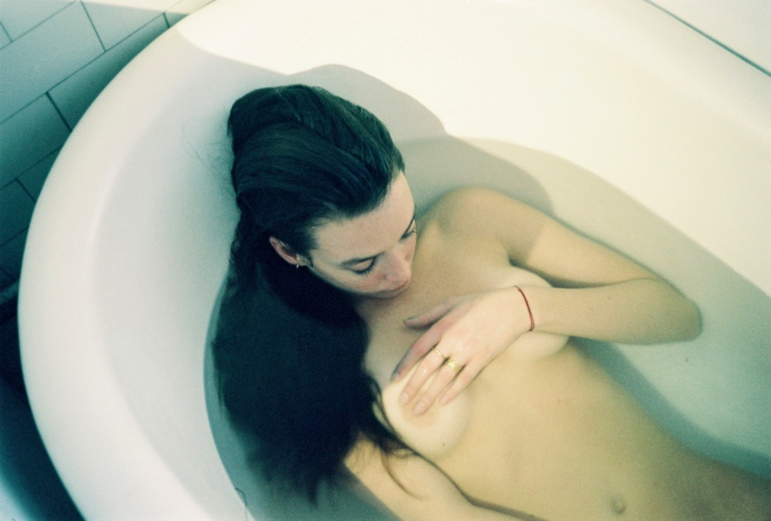 Шарлотта Гейтерсберг ню