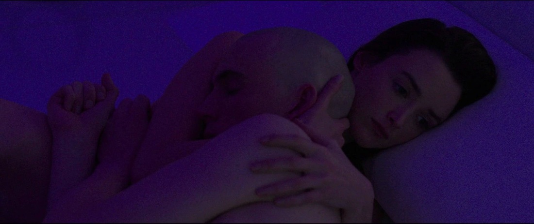 Шарлотта Ле Бон ноги