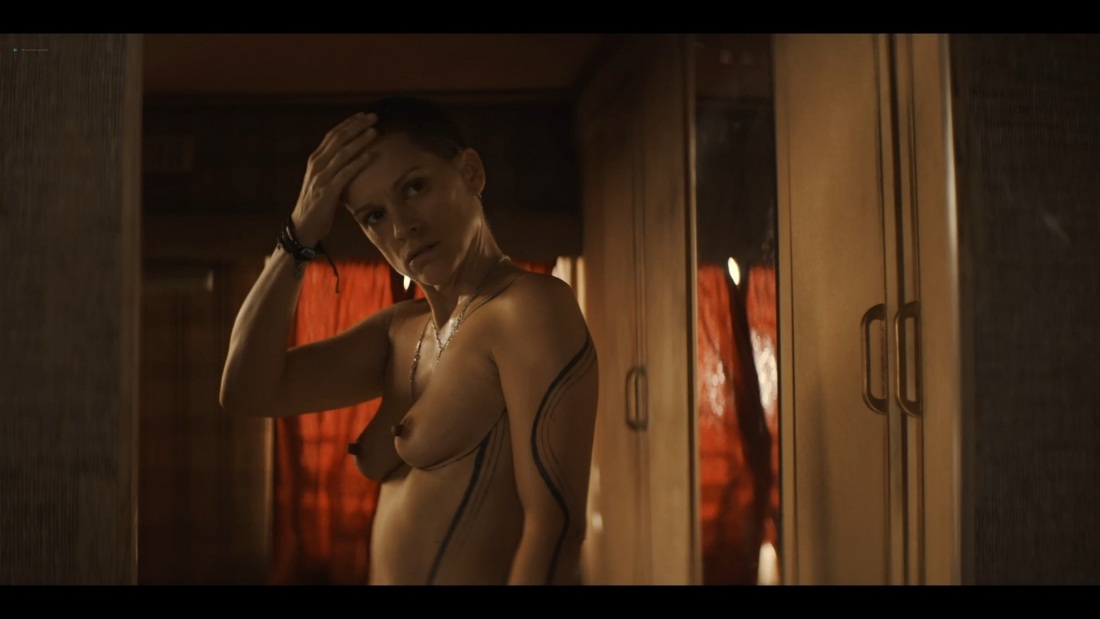 Зои Дешанель плейбой