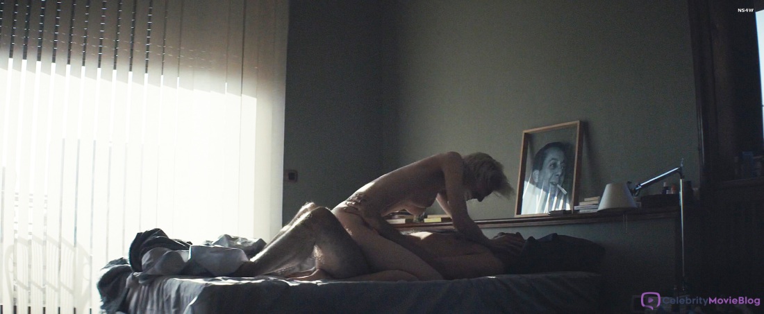 Элизабет Дебики эро сцены