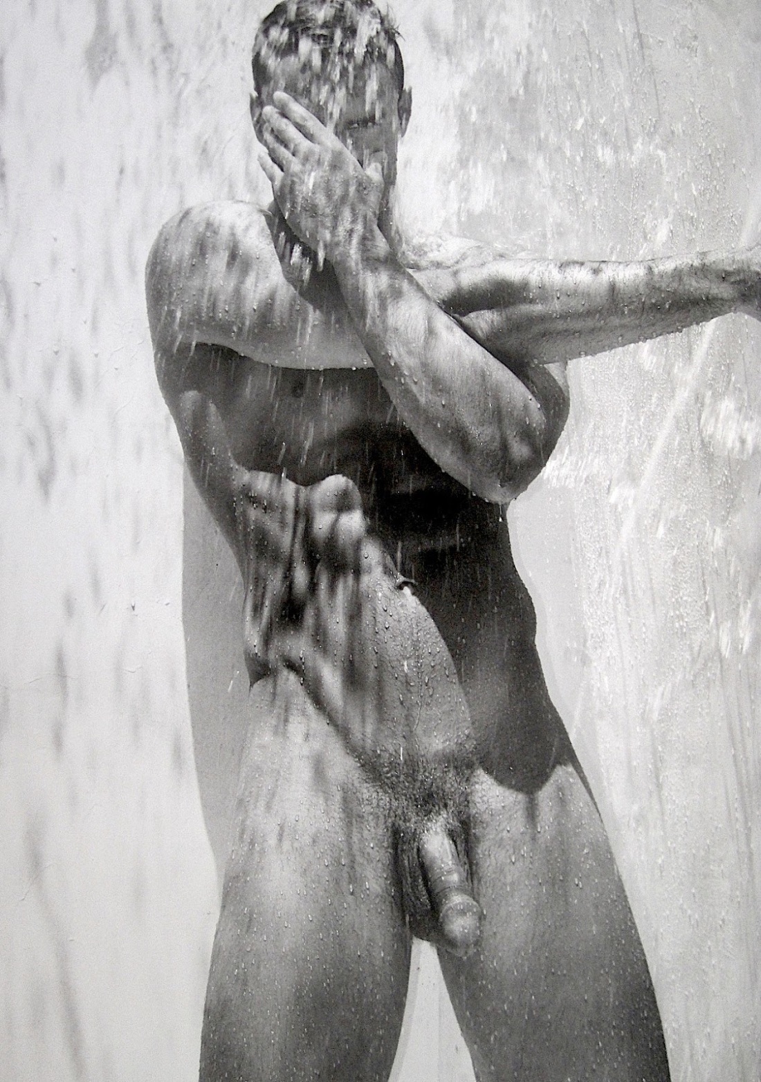 Натурщики мужчины без одежды