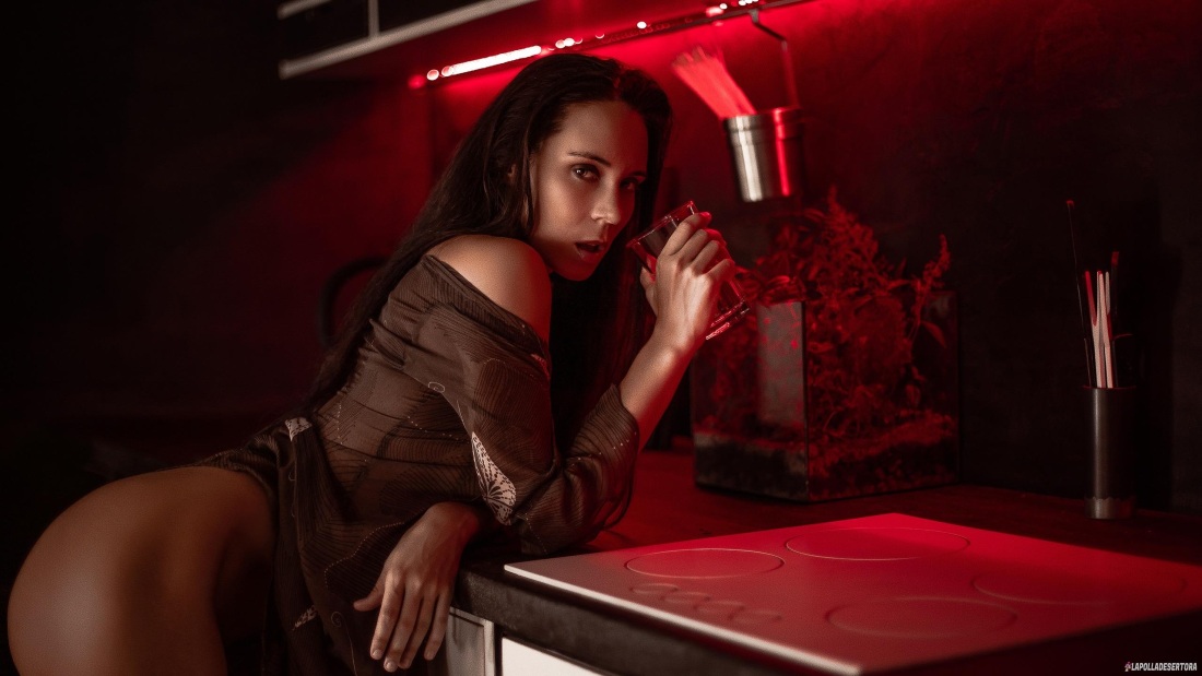 Яна Шивкова голая в кино