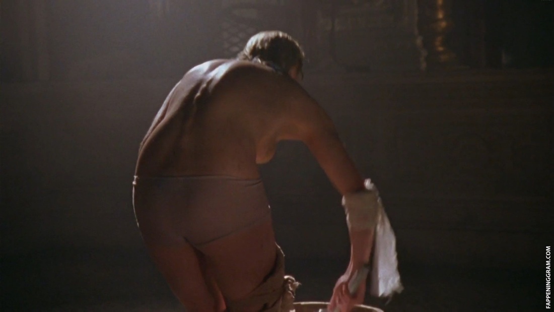 Кэтрин Энн Сакхофф голая