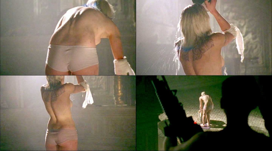 Кэти Сакхофф Риддик душ