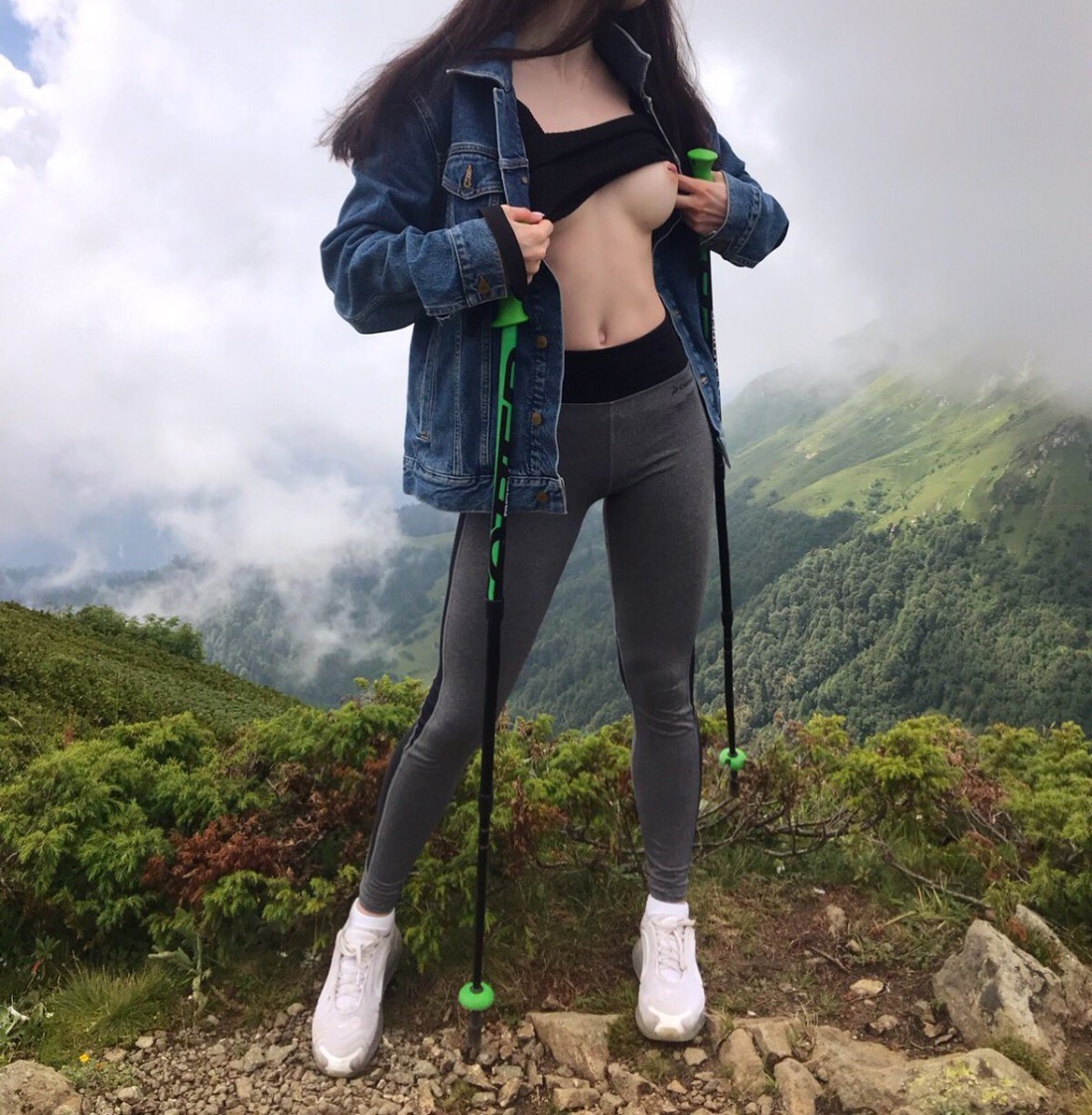 Девушка геймер 18