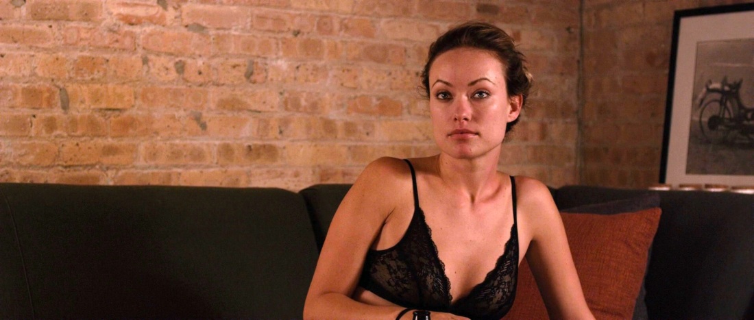 Оливия Уайлд в лифчике