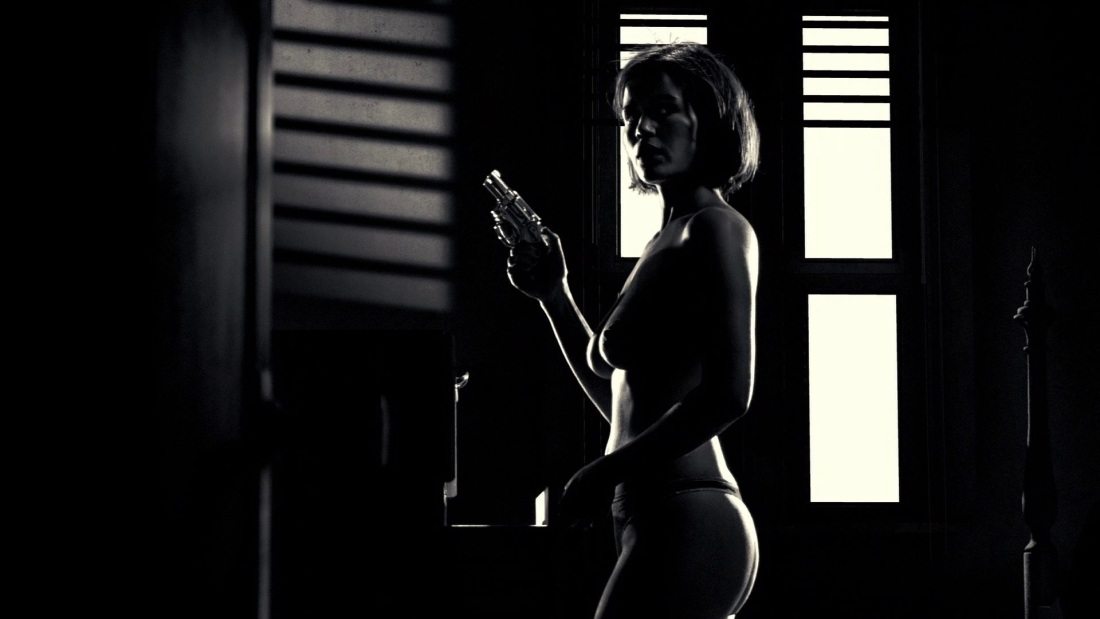 Карла Гуджино голая в фильме