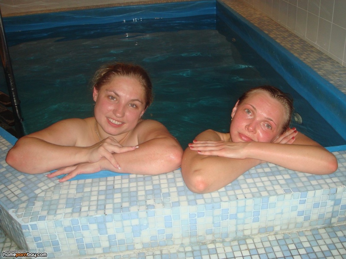 Подруги в бане Любительское