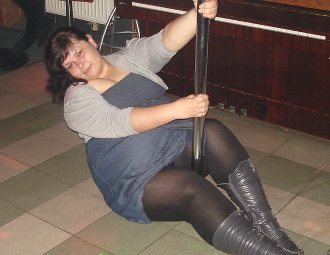 Голые женщины в панталонах