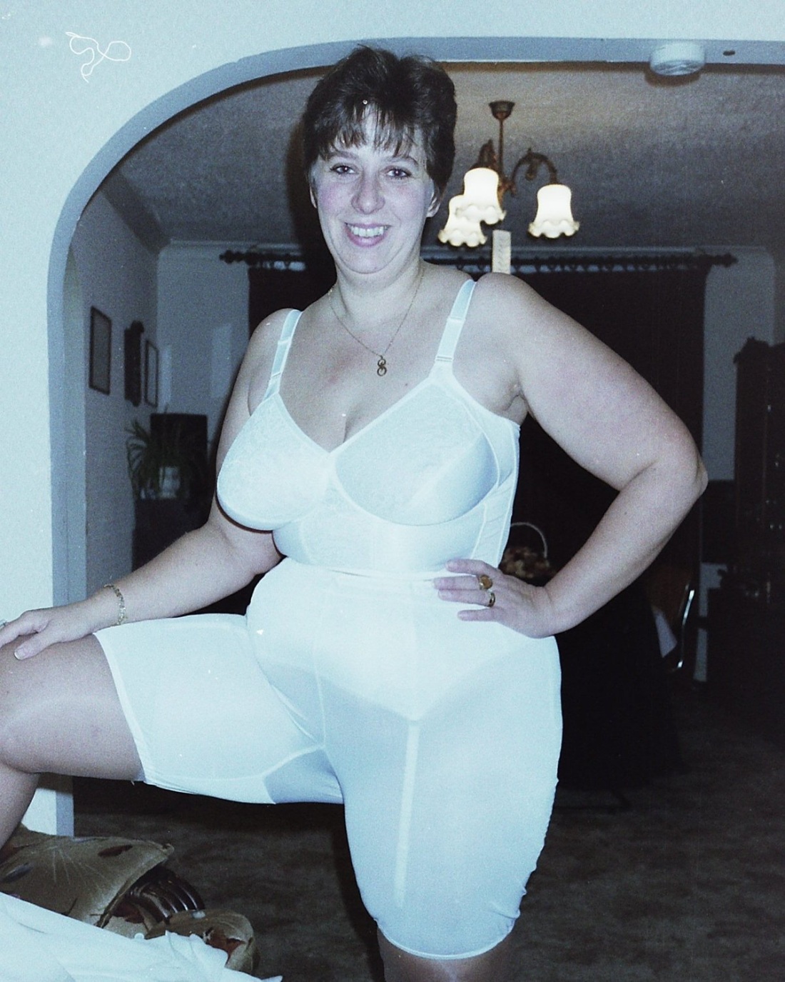 Бабы в трусах и панталонах