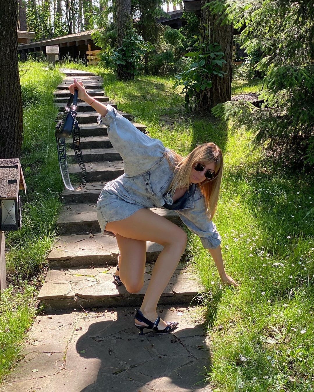 Регина Тодоренко в купальнике