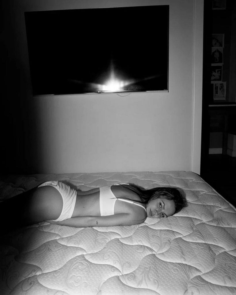 Полина фаворская голая