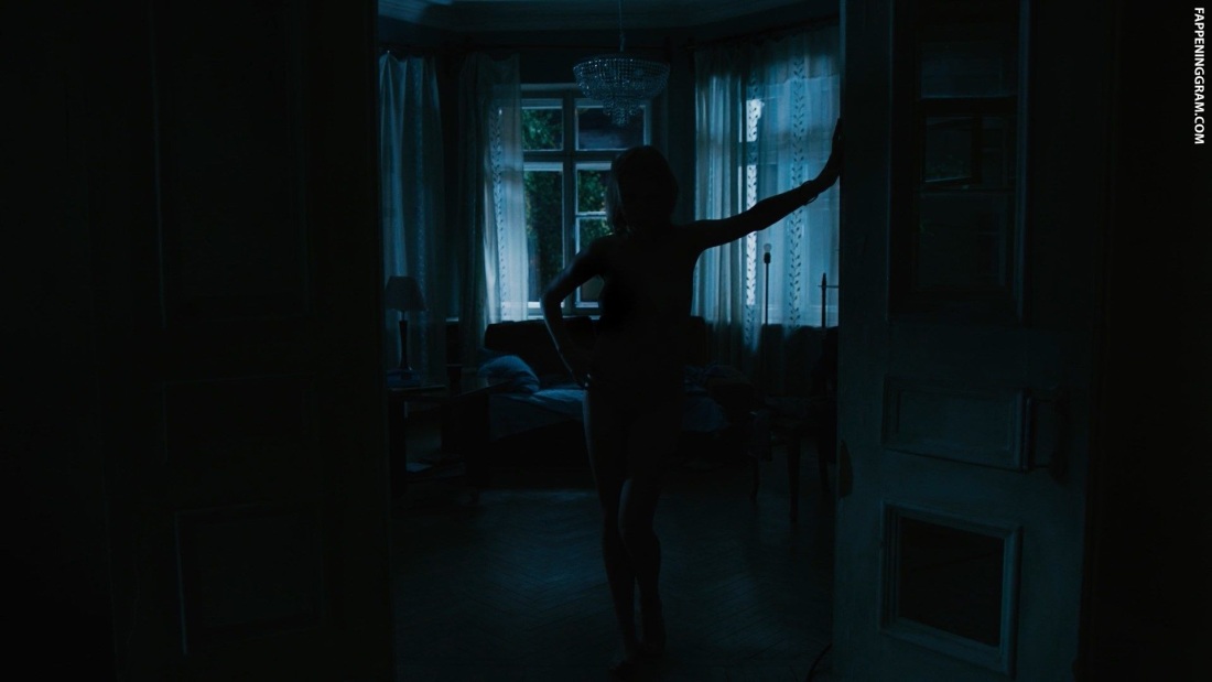 Дарья Мельникова голая в фильме стальная бабочка