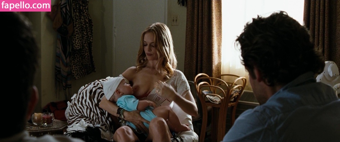 Хизер Грэм мальчишник сиськи