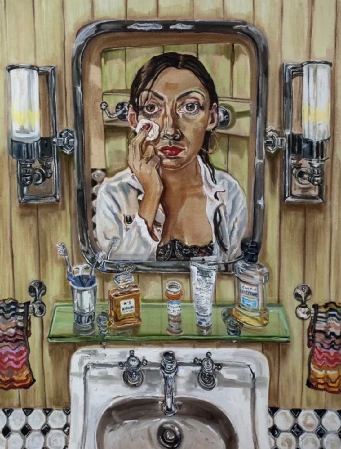 Мужчина склонился к женщине