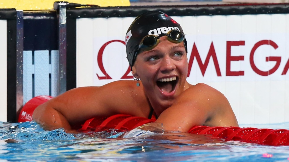 Российская пловчиха Юлия Ефимова в купальнике