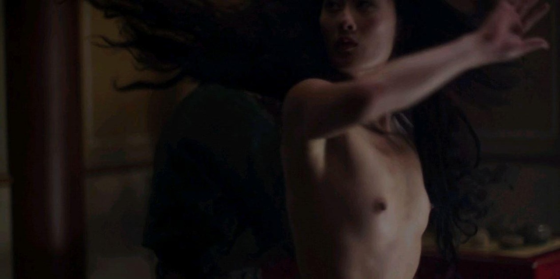 Оливия Ченг сцена боя голышом