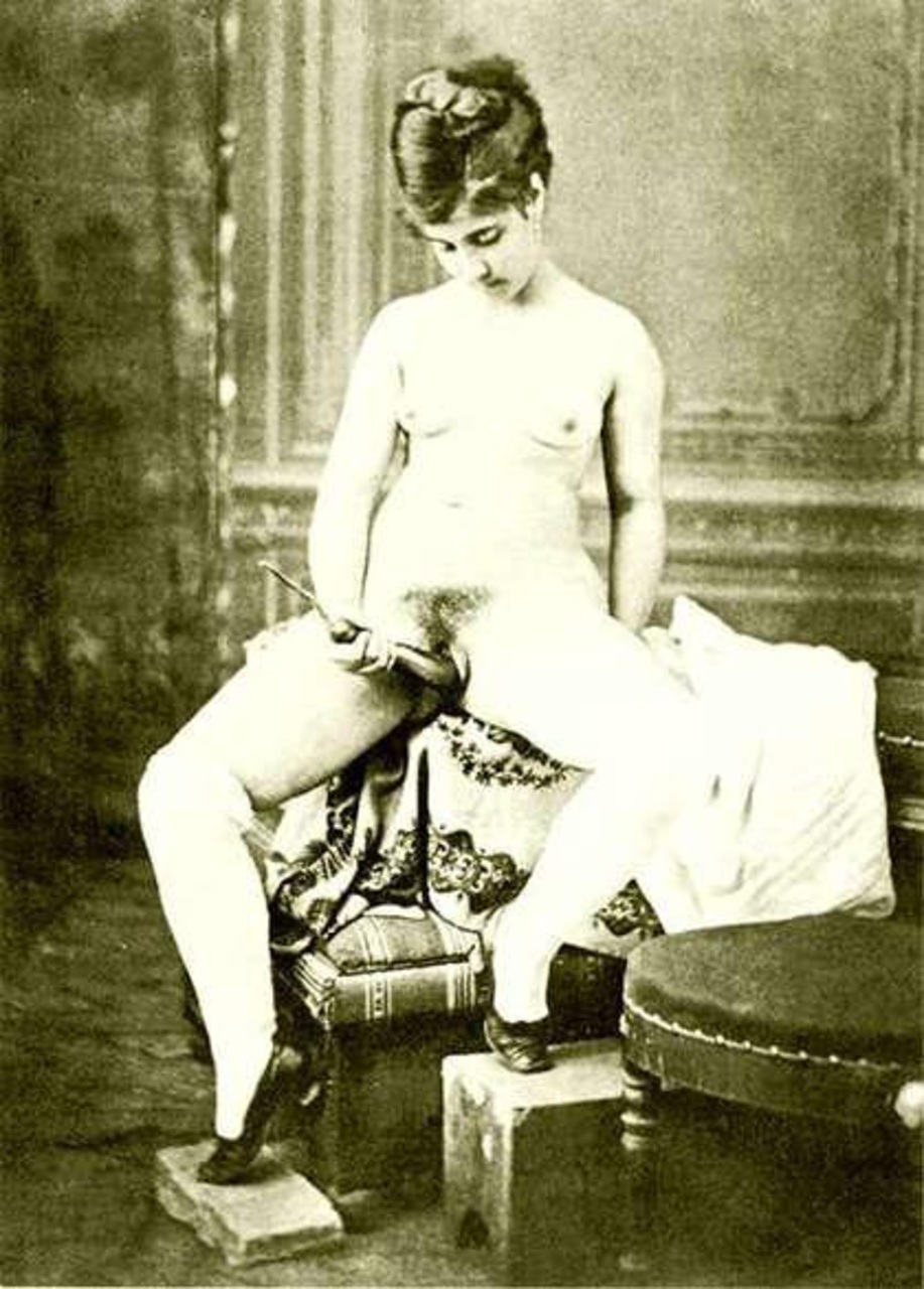 Старые эротические снимки