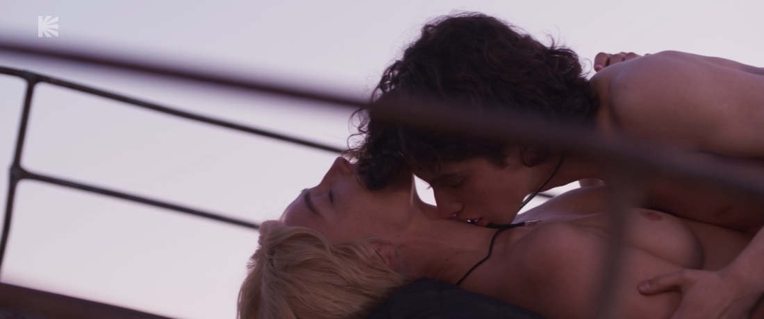 Сцены любви