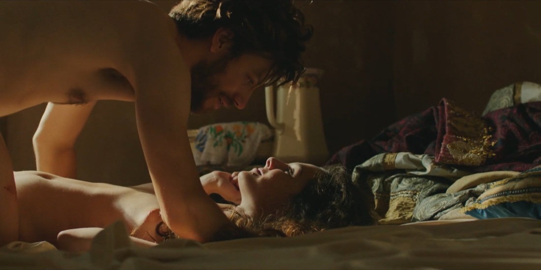 Катарина Радивоевич голая попа